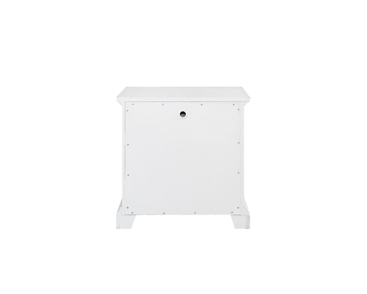 Clara Nightstand