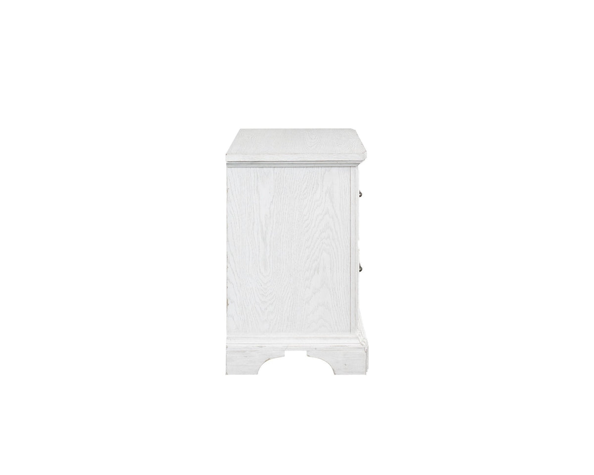 Clara Nightstand