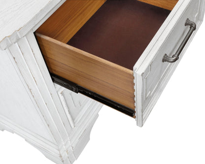 Clara Nightstand