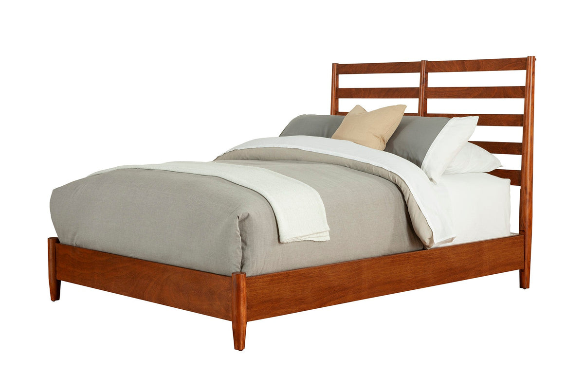 Flynn Retro Queen Bed, w/Slat Back Headboard, Chestnut