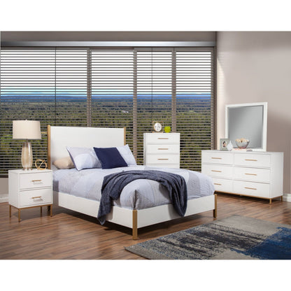 Madelyn Queen Panel Bed