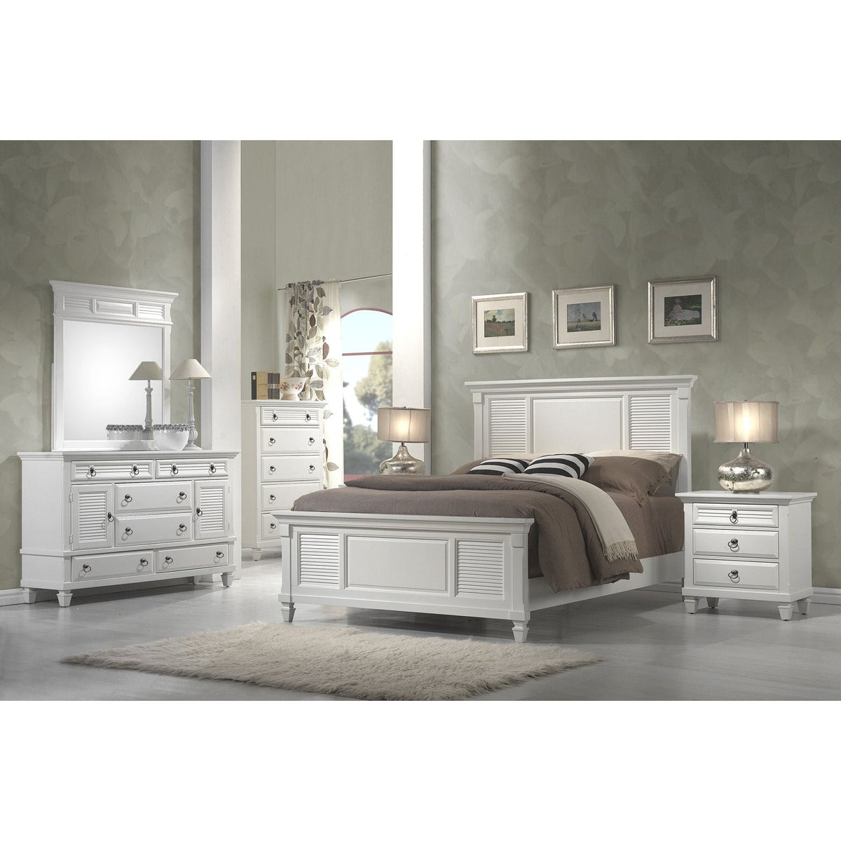 Winchester 3 Drawer Nightstand, White